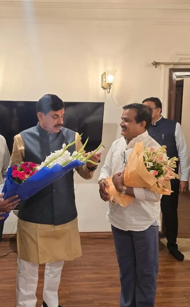 Adv. Nitin Yadav with the Hon'ble Chief Minister of Madhya Pradesh, Dr Mohan Yadav